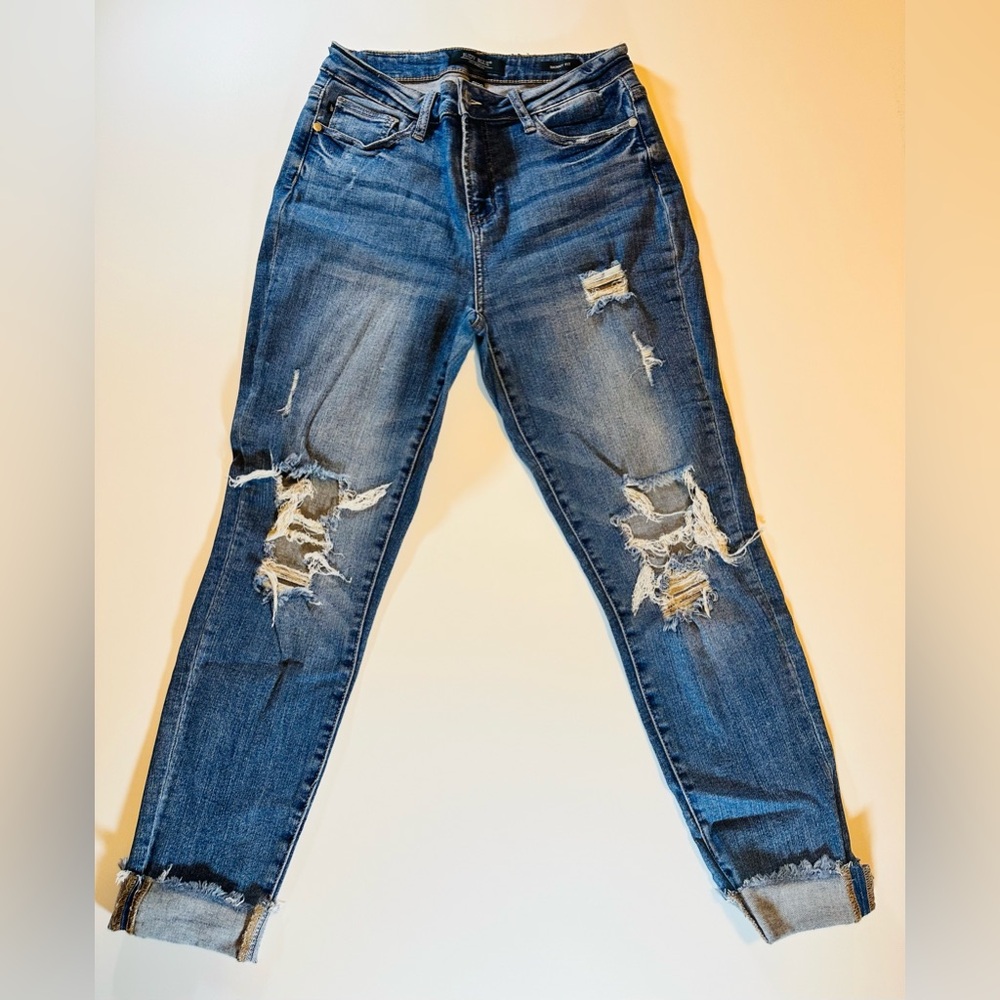 Judy Blue Trendy Ripped skinny  Jeans 9/29